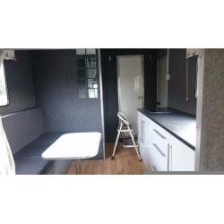 7.5 t horsebox 3 horse & Living 12 months mot