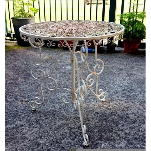 Garden table