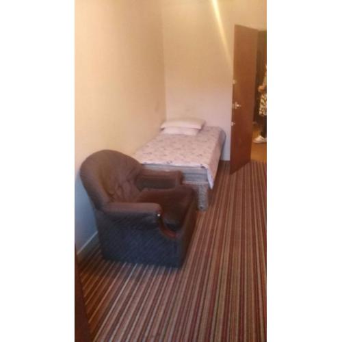 Looking for a flatmate - 2 Bedroom Central flat with a laid-back atmosphere