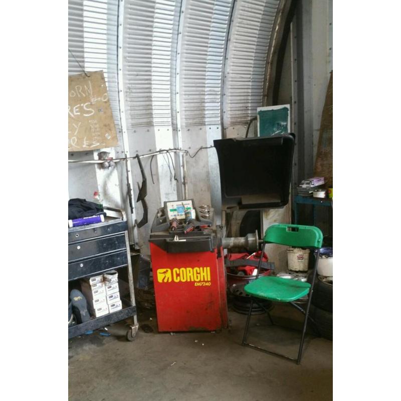 TYRES & WHEELS ALL SIZES !!