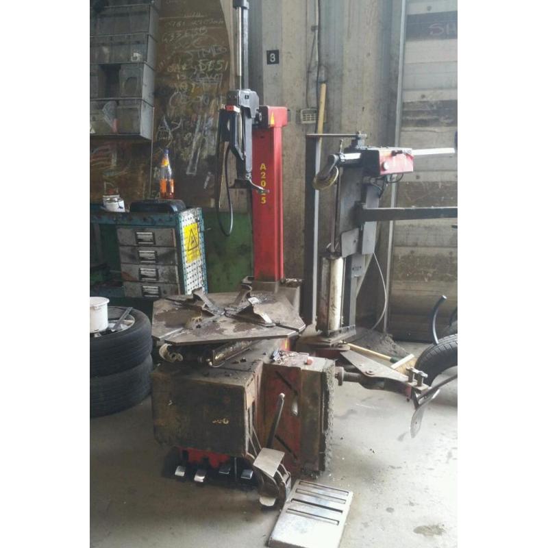 TYRES & WHEELS ALL SIZES !!