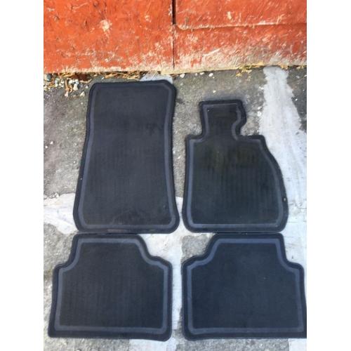Original BMW carboot mat and floor mat