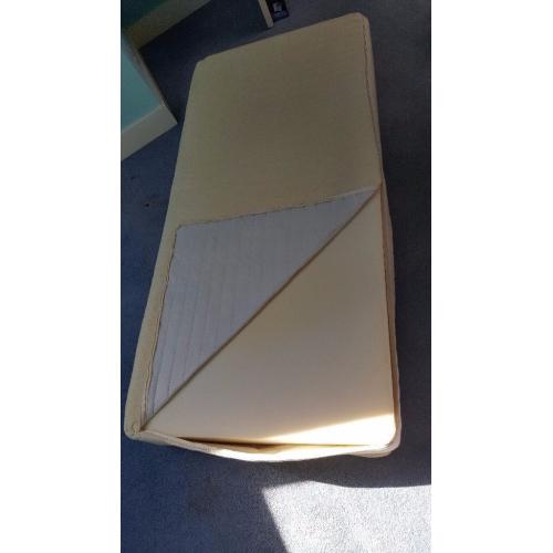 Single memory foam mattress with washable cover.