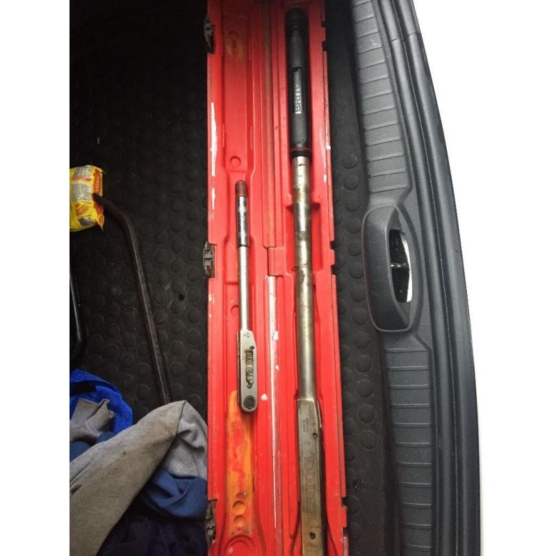 1/2 and 3/8 torque wrenches