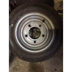Trailer wheels and tyres