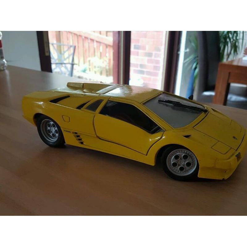 Diecast lamboghini diablo