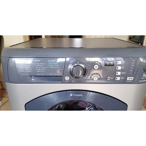 Hotpoint WMF720P: A rated, Freestanding washing machine with 7kg capacity, Stainless Steel drum