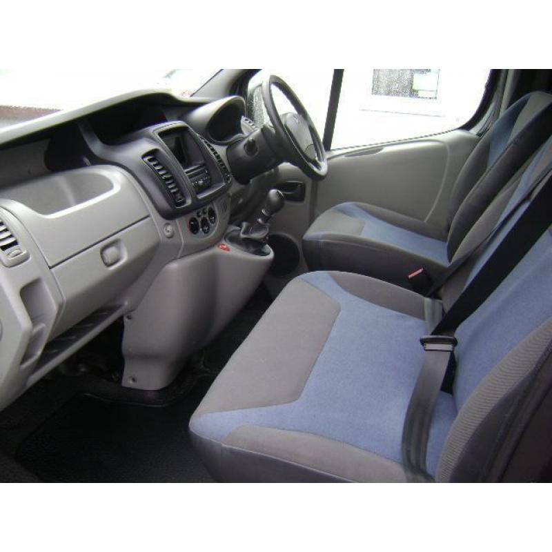 Renault Trafic 2.0dCi ( EU5 ) ( Eco ) SL27 Phase 3 ( Sat Nav ) SL27dCi 115 Sport