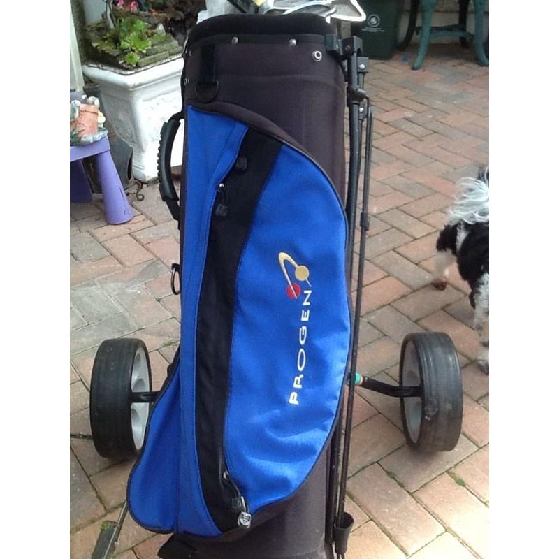 Full set of left handed golf clubs trolly & bag ( masters Gold )