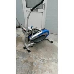 Cross Trainer