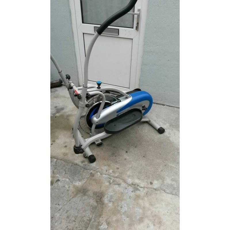 Cross Trainer