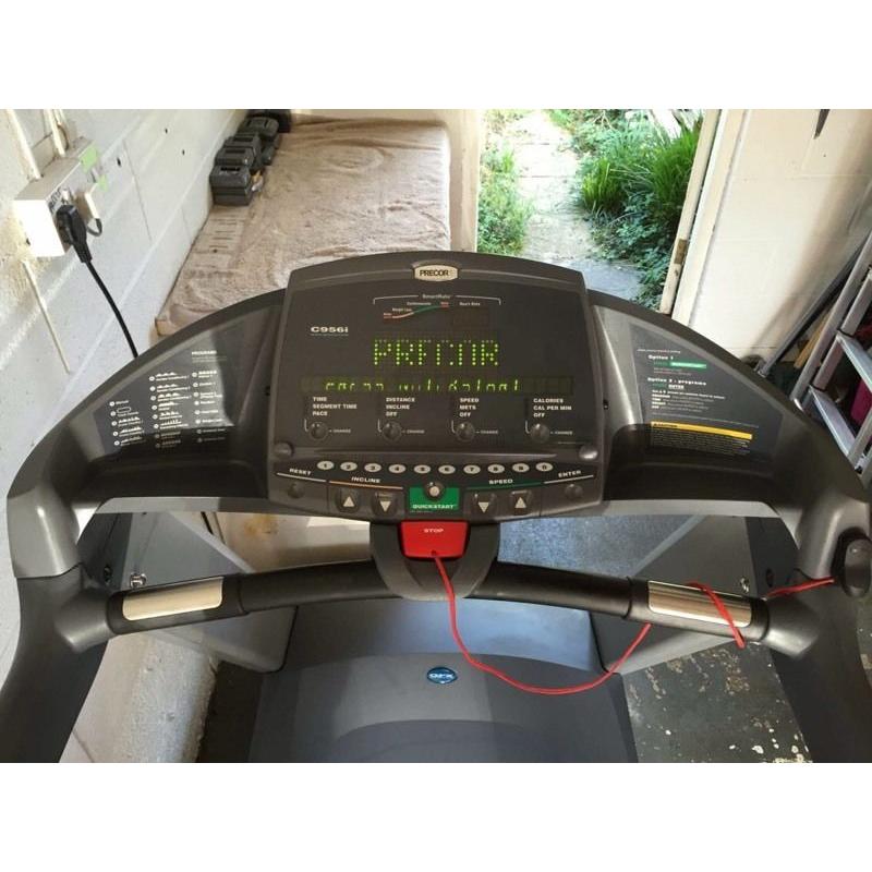 Precor C956i Treadmill