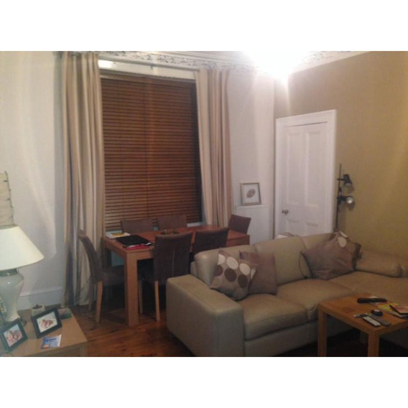 For swap only 2 bedroom flat main door Pilrig Area Leith for 2 bedroom Southside 0r Midlothian