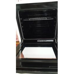 Montpellier Electric Oven/ Hob