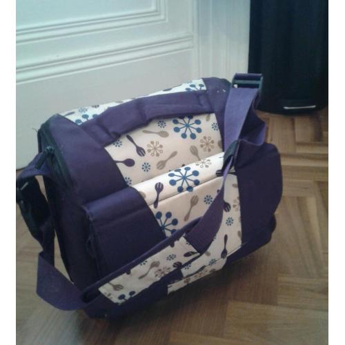 Munchkin Travel booster seat