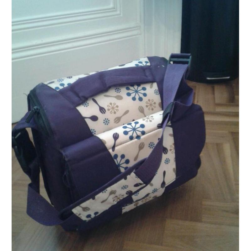 Munchkin Travel booster seat