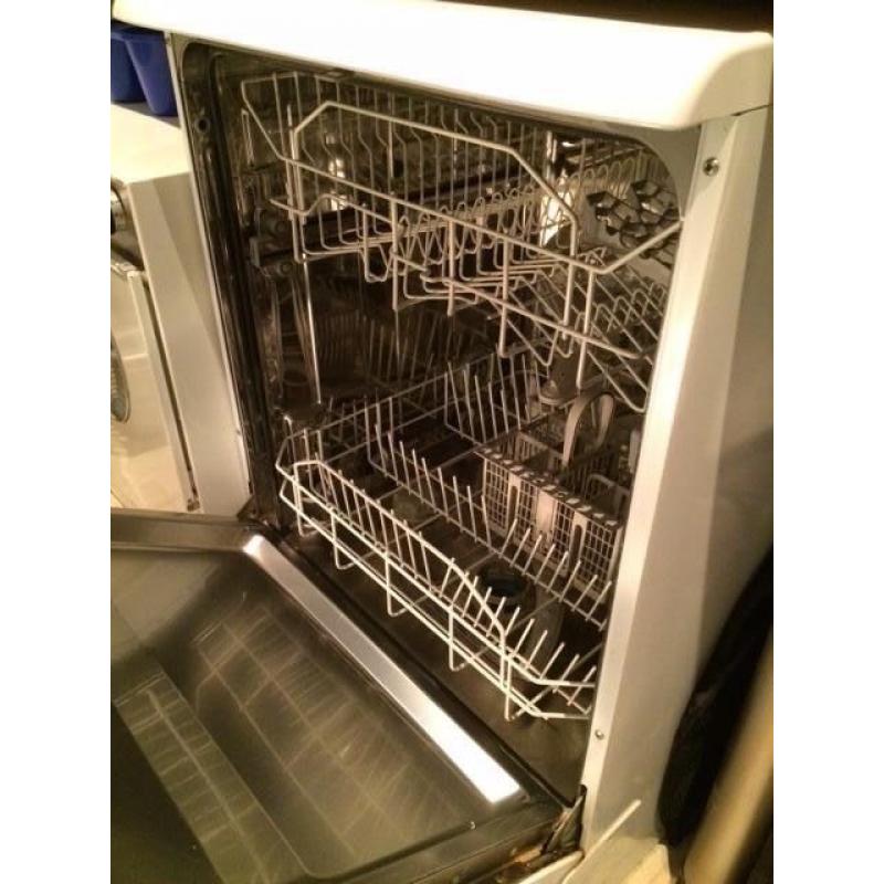 Ariston LKF61 Dishwasher