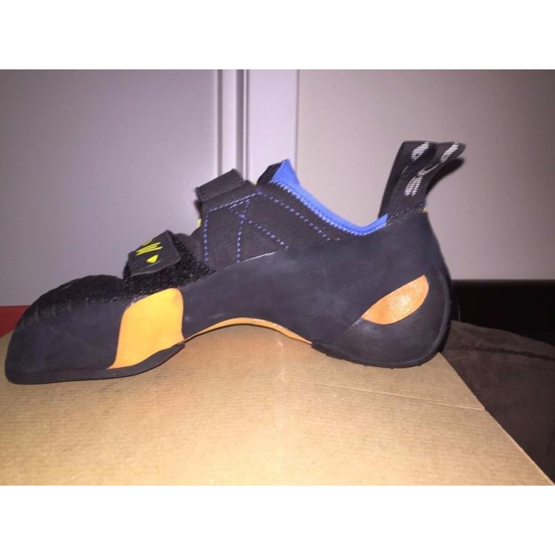 Scarpa Booster S climbing shoes, size 8.5 UK (42.5 EU)