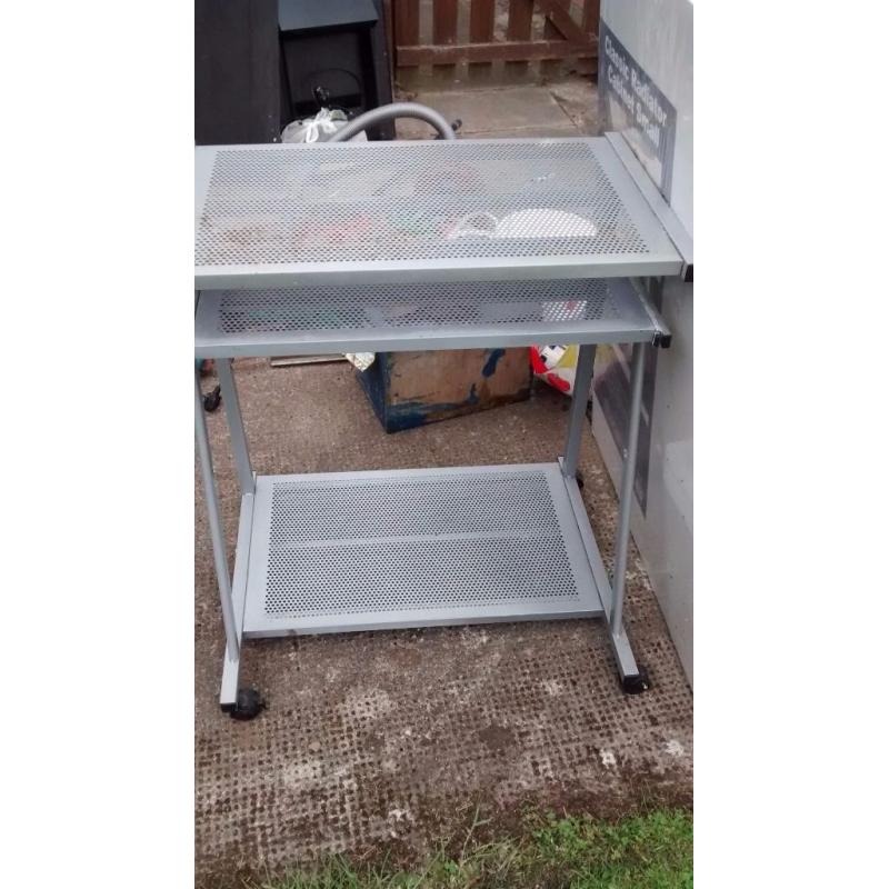 Metal desk