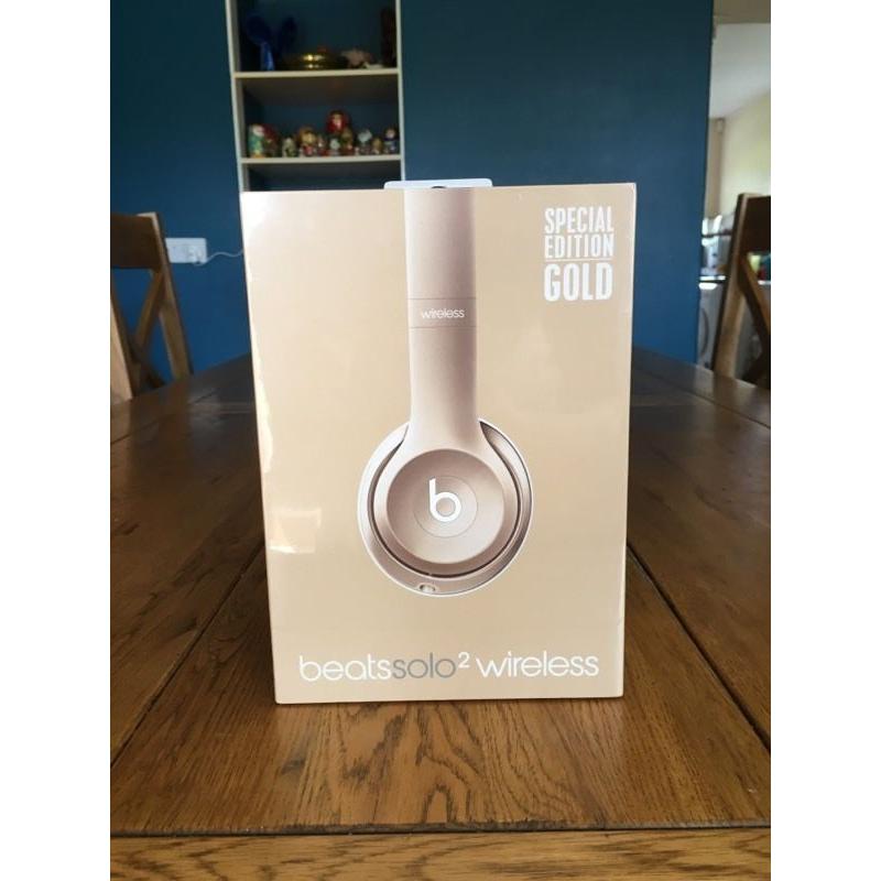 Beats Solo2 Wireless Gold Headphones