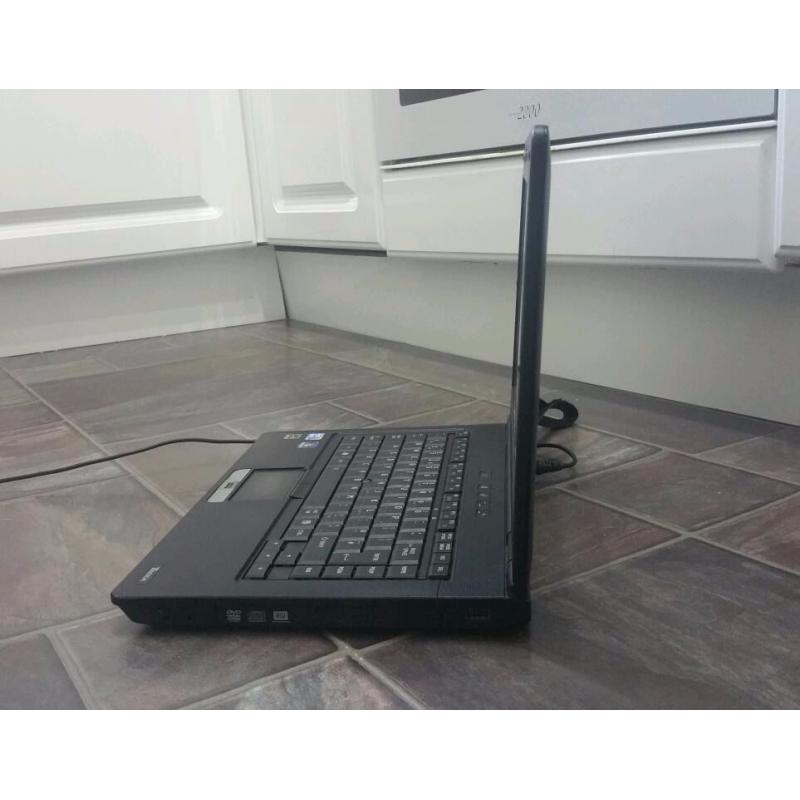 Toshiba Tecra M11 Intel Core i3 2.30 GHz 4GB RAM 250GB Webcam Microsoft Office HDD Tablet Laptop PC