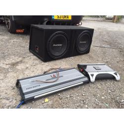 2000 wats Pioneer amplifier