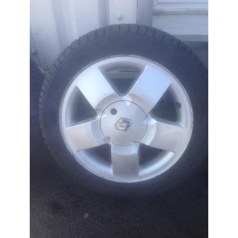 15 "Renault Clio Alloys With Brand New Tyres.