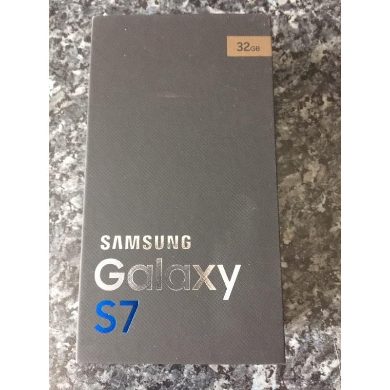 Gold Samsung Galaxy 7 (New)