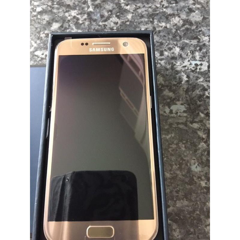 Gold Samsung Galaxy 7 (New)