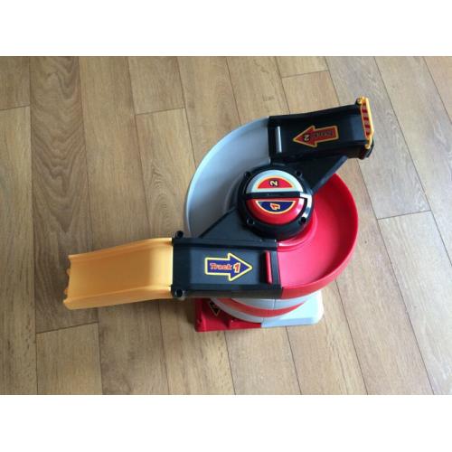 Big City spiral car racing ramp toy