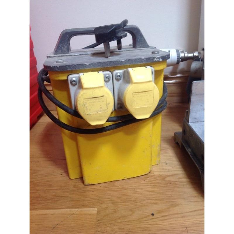 110V Dual Socket Transformer