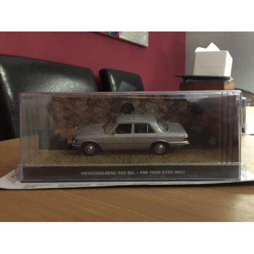 COLLECTION OF 8 JAMES BOND CARS VEHICLES MEMORABILIA COLLECTION