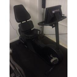 Recumbent exercise bike