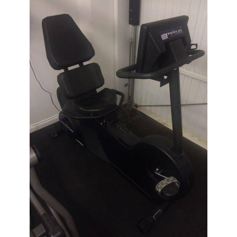 Recumbent exercise bike