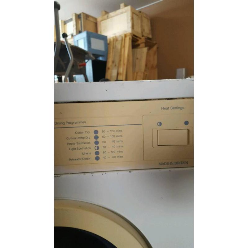 WHITE KNIGHT SENSODRY TUMBLE DRYER