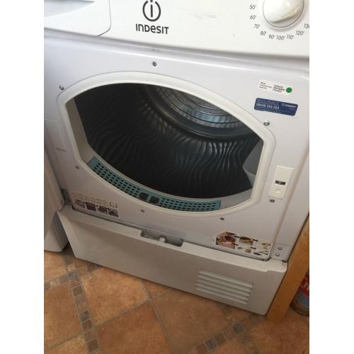 Indesit 8kg condenser tumble drier