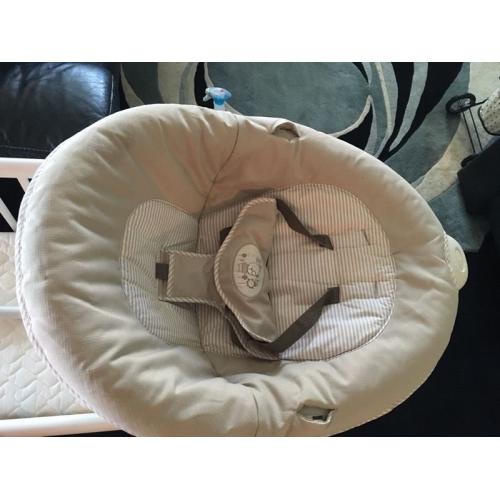 Graco snuggle multi direction swing