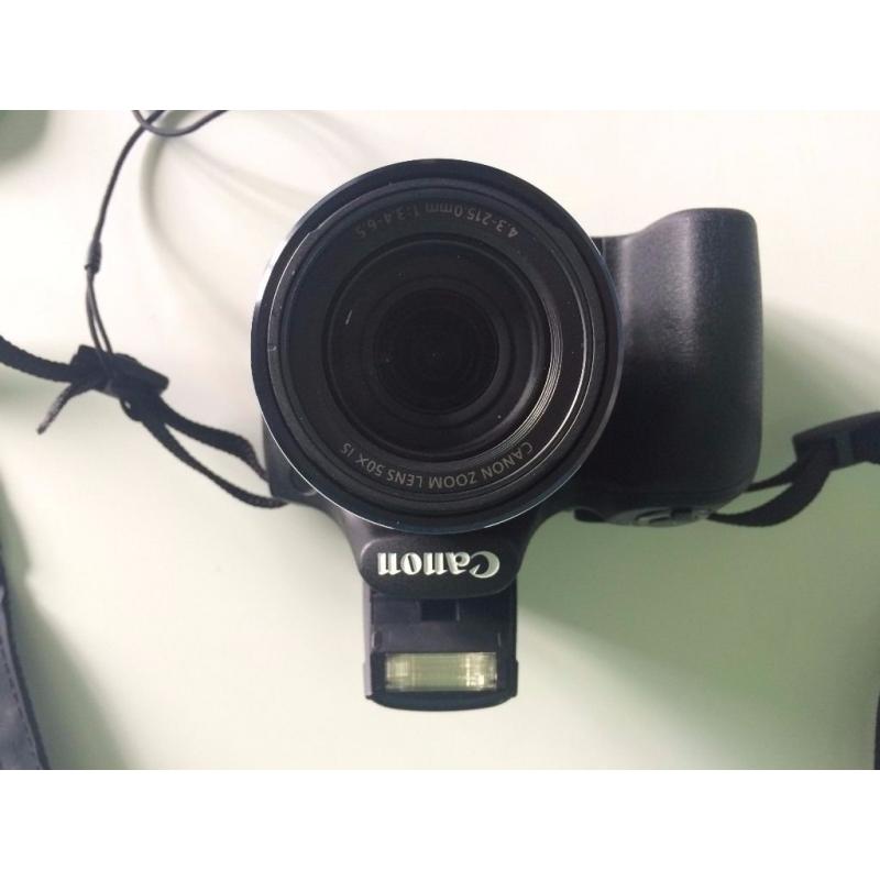 Canon PowerShot SX530 HS - Hardly used, new condition, comes with everything included (charger etc.)