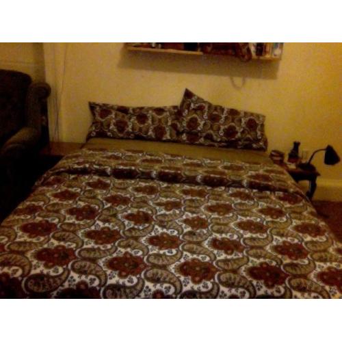 Memory Foam Mattress , bed , quilt, 3 pillows & electric blanket