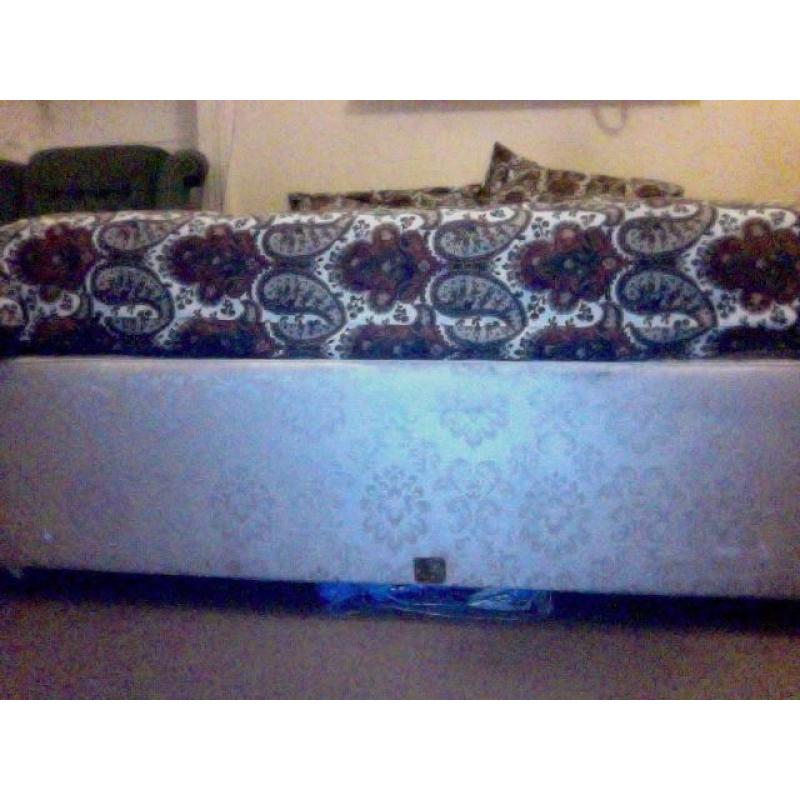 Memory Foam Mattress , bed , quilt, 3 pillows & electric blanket
