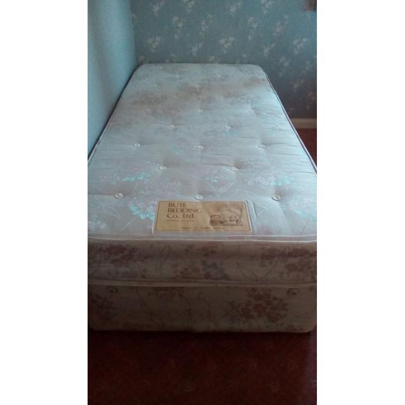 Single bed
