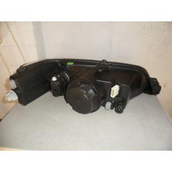 PEUGOT 106 NEARSIDE HEADLIGHT