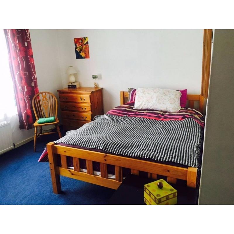 Short term double room in the city centre