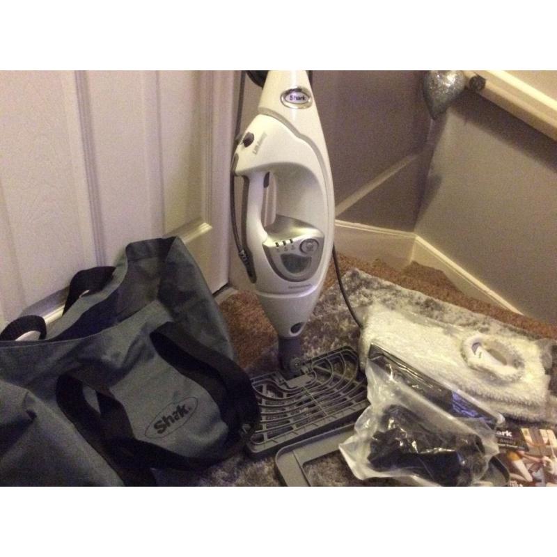 Shark professional steam cleaner