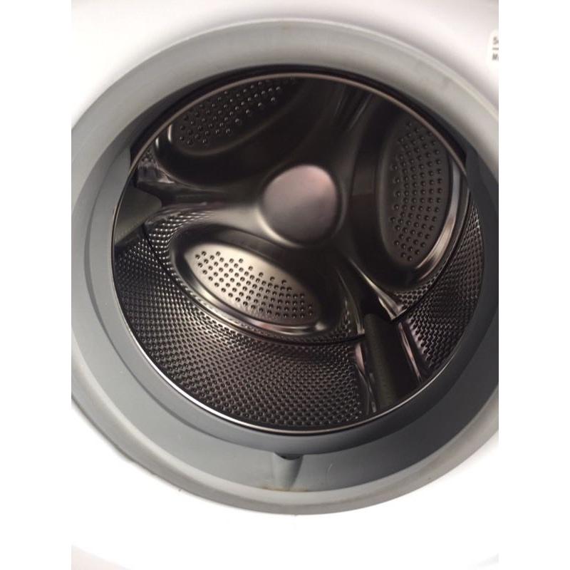 Digital Hotpoint 7kg washer dryer (delivery available)
