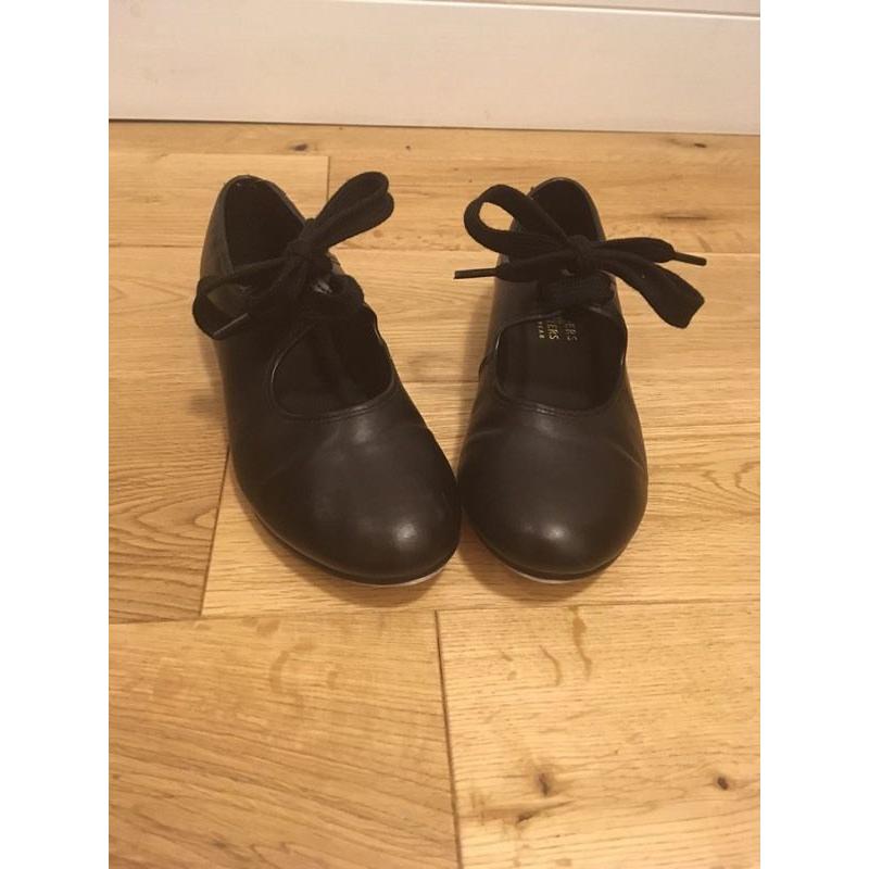 Tappers black tap shoes