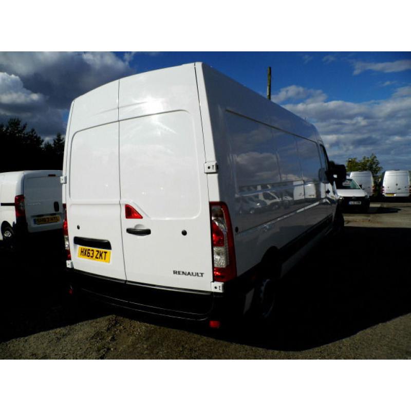 Renault Master 2.3 dCi LM35 (FWD)********* low miles ************