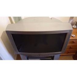 LG 32" crt tv with stand ***FREE **** FREE **** FREE ****FREE ***********8