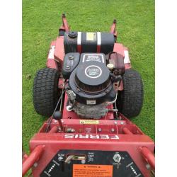 COMMERCIAL LAWN MOWER - Ferris Hydrowalk Zero Turn Petrol Mower 36' deck