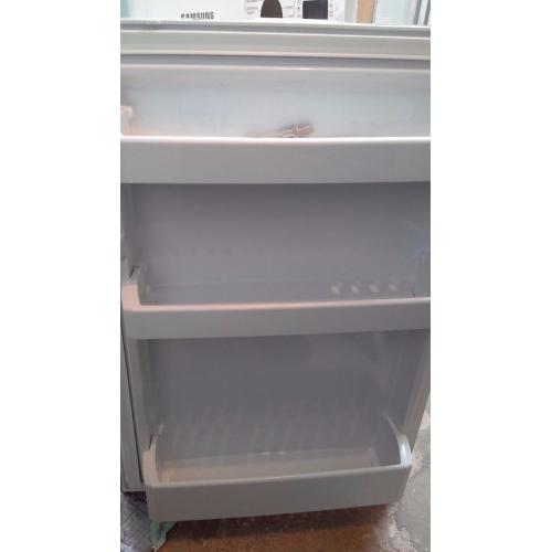 beko fridge model lx5053w
